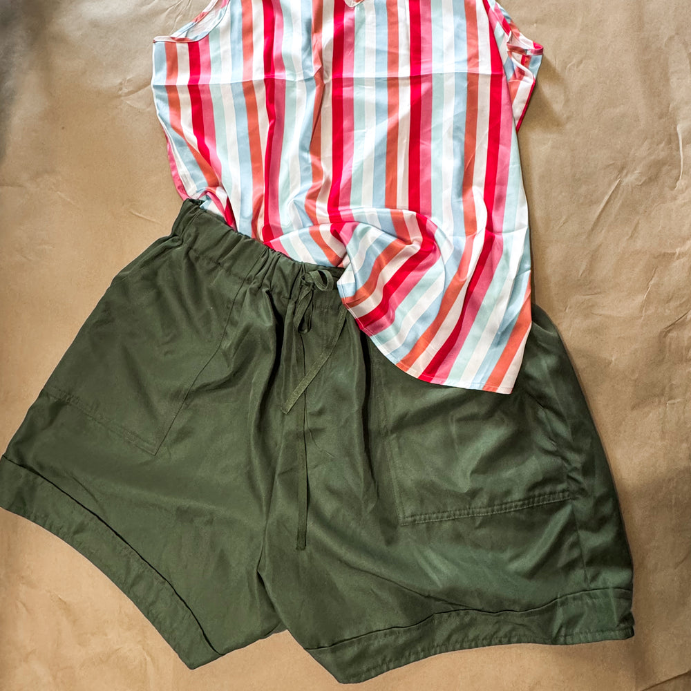 Charlotte Shorts Olive